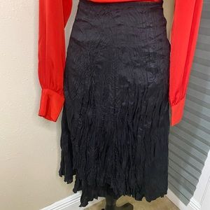 5 for $20 BUNDLE DEAL The Limited Black Crinkle Style Skirt Size Medium